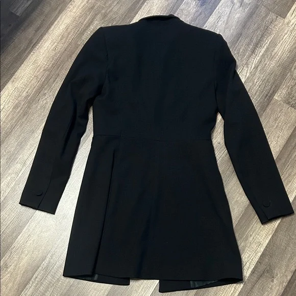 Zara Women's Elegant Black Suit Jacket - Picture 4 of 4